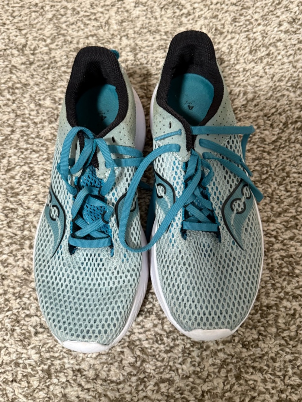 Saucony Kinvara 14 road running shoes